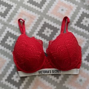 Victoria's Secret T-Shirt Push Up